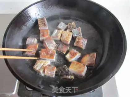 Make Salt fish eggplant step 3