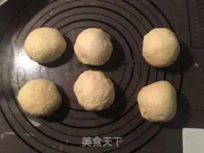 Make Bacon cheese rolls step 4