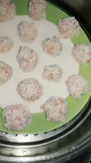 Make The rice meatballs step 1