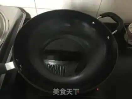 Make Scrambled eggs step 4