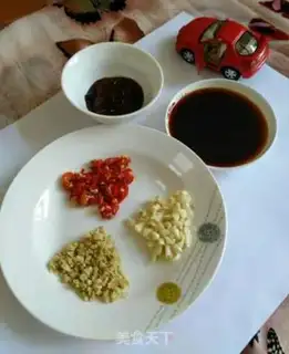 Make Little pepper sauce step 1