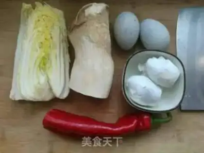 Make Eggs and dolls and egg soup step 0