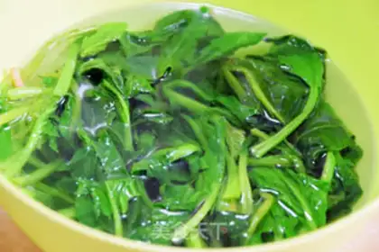 Make Squirty fish noodles step 2