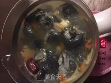 Make Worm grass is a chicken soup step 1