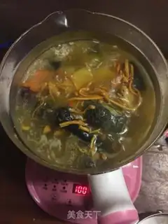 Make Worm grass is a chicken soup step 2