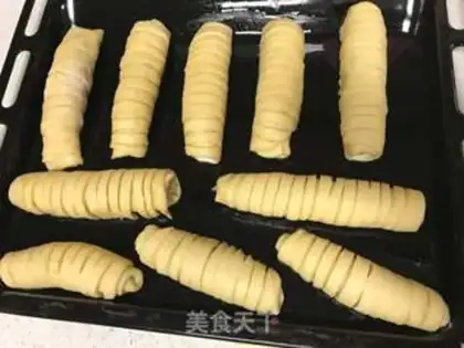 Make Hot dog caterpillar step 5