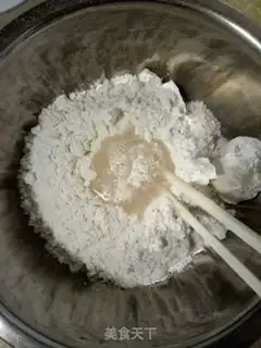 Make Rose buns step 1