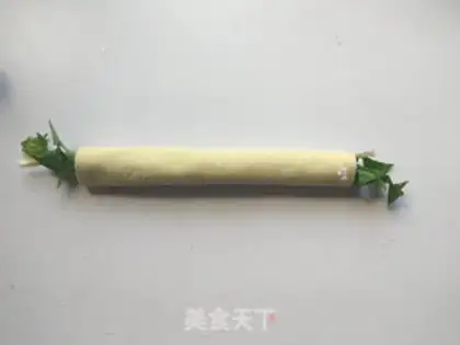 Make Bum-in rolls step 5