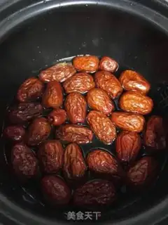 Make walnut dates step 2