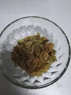 Make walnut dates step 5