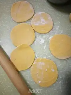 Make Rose buns step 8