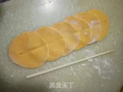 Make Rose buns step 9