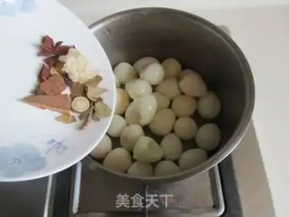Make Five quail eggs step 3
