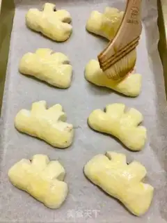 Make Cherry jam bread step 9