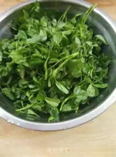 Make Cool twirl step 1