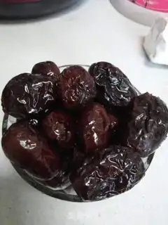 Make walnut dates step 10