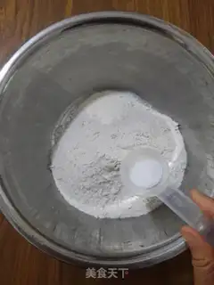 Make A brown wheat pancake step 1