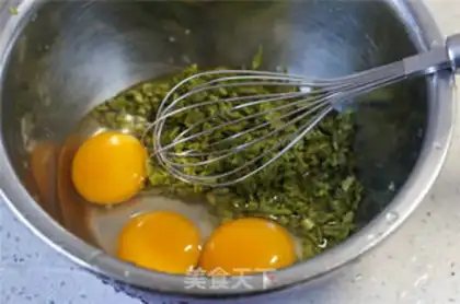 Make A duck eggcake step 2