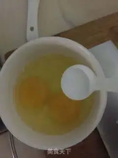 Make Fried eggs step 3