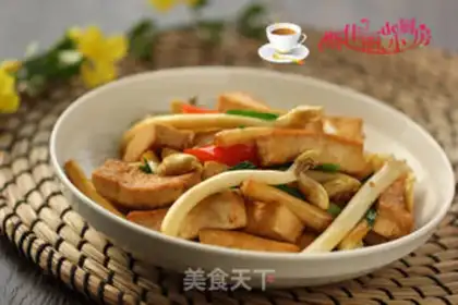 Make Peanut sprouts and tofu step 9