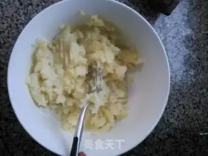 Make Russian red salad step 4