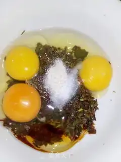 Make Fried eggs step 2