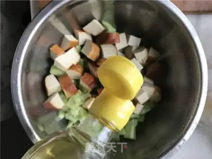 Make Sour chicken with cucumber step 6