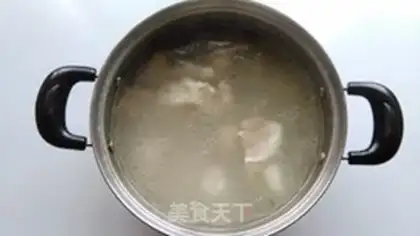 Make Soup with a small steak step 4