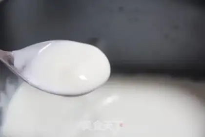 Make Strawberry yogurt step 2