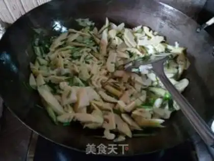 Make Little onion oil step 3