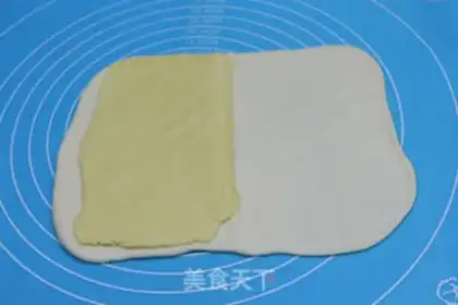 Make Red bean twists step 1