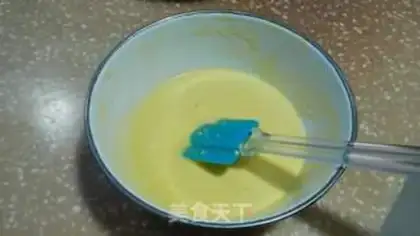 Make Homemade chocolate step 2
