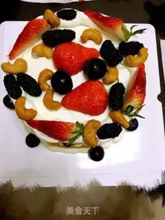 Make Strawberry blueberry fruitcake step 2