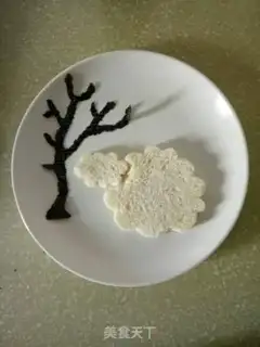 Make Little sheep and fruit bread step 2