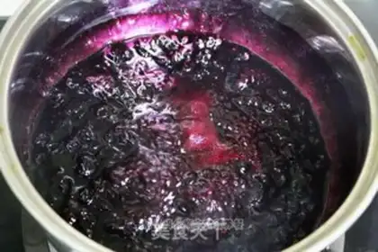 Make Blueberry jam step 6