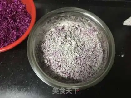 Make Powdered purple flowers step 1