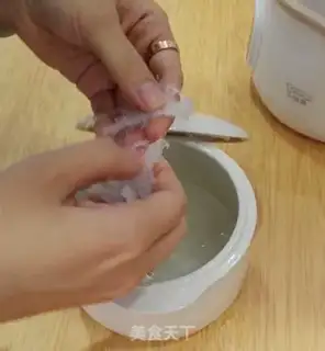 Make Milk swallow nest step 1