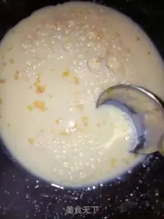 Make Yogurt strawberry ice cream step 3