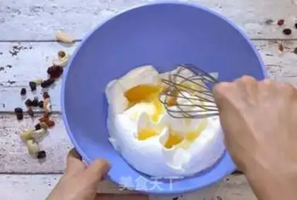 Make Sour cream step 0
