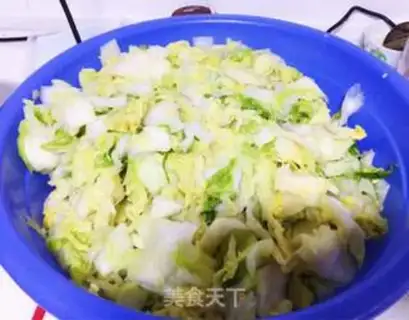 Make Quick sauerkraut step 1