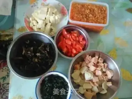 Make Hot cabbage tofu pot step 0