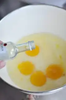 Make A milk glass step 4