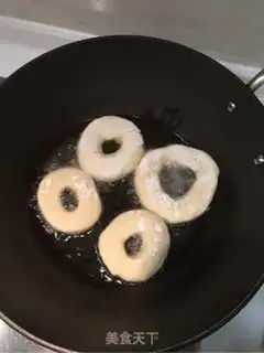 Make Strawberry sauce for a donut step 10