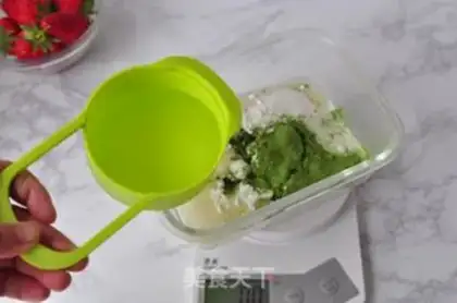 Make Strawberry Dafu step 3