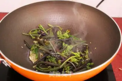 Make Garlic pastry step 4