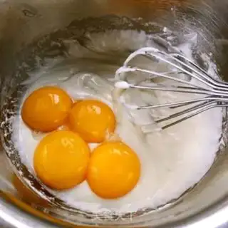 Make Strawberry cream rolls step 3