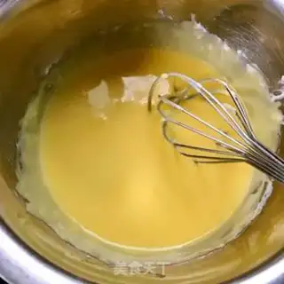 Make Strawberry cream rolls step 5