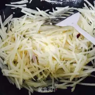 Make Spicy potatoes step 4