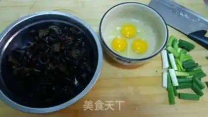 Make Mocked eggs step 0