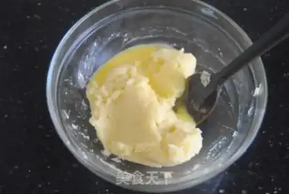 Make Strawberry-skin puff step 6